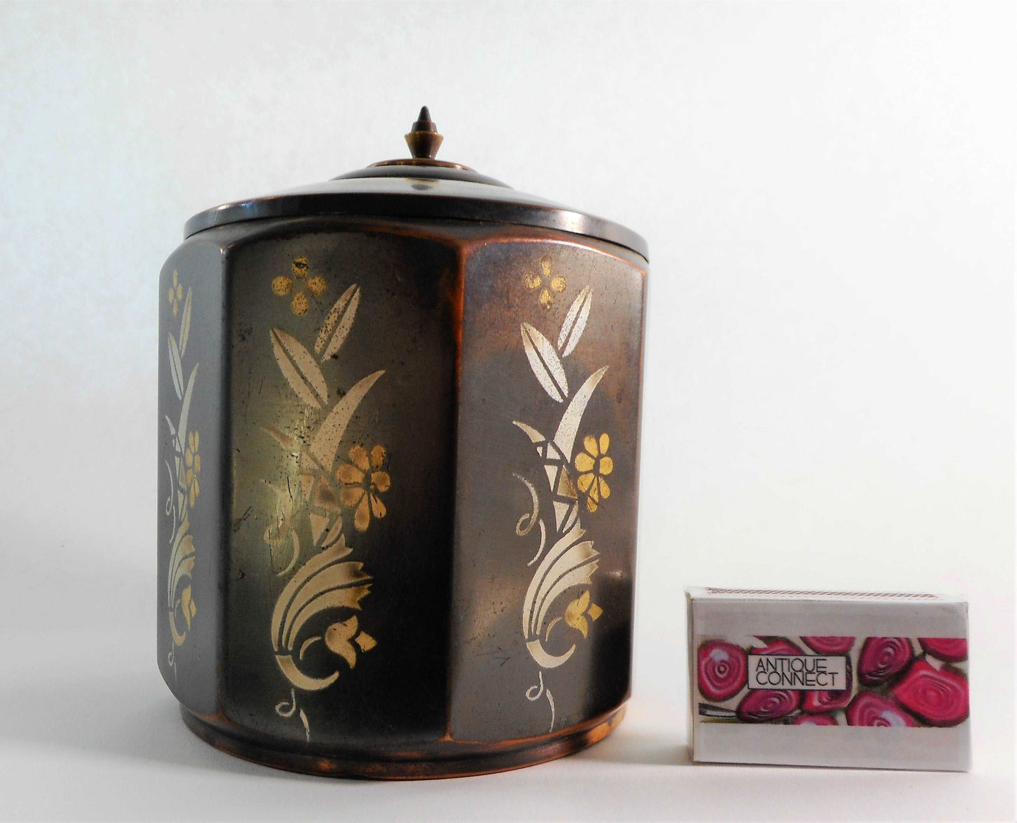 Hübsche Jugendstil Blechbüchse Dekorative Gefäße vendor-unknown