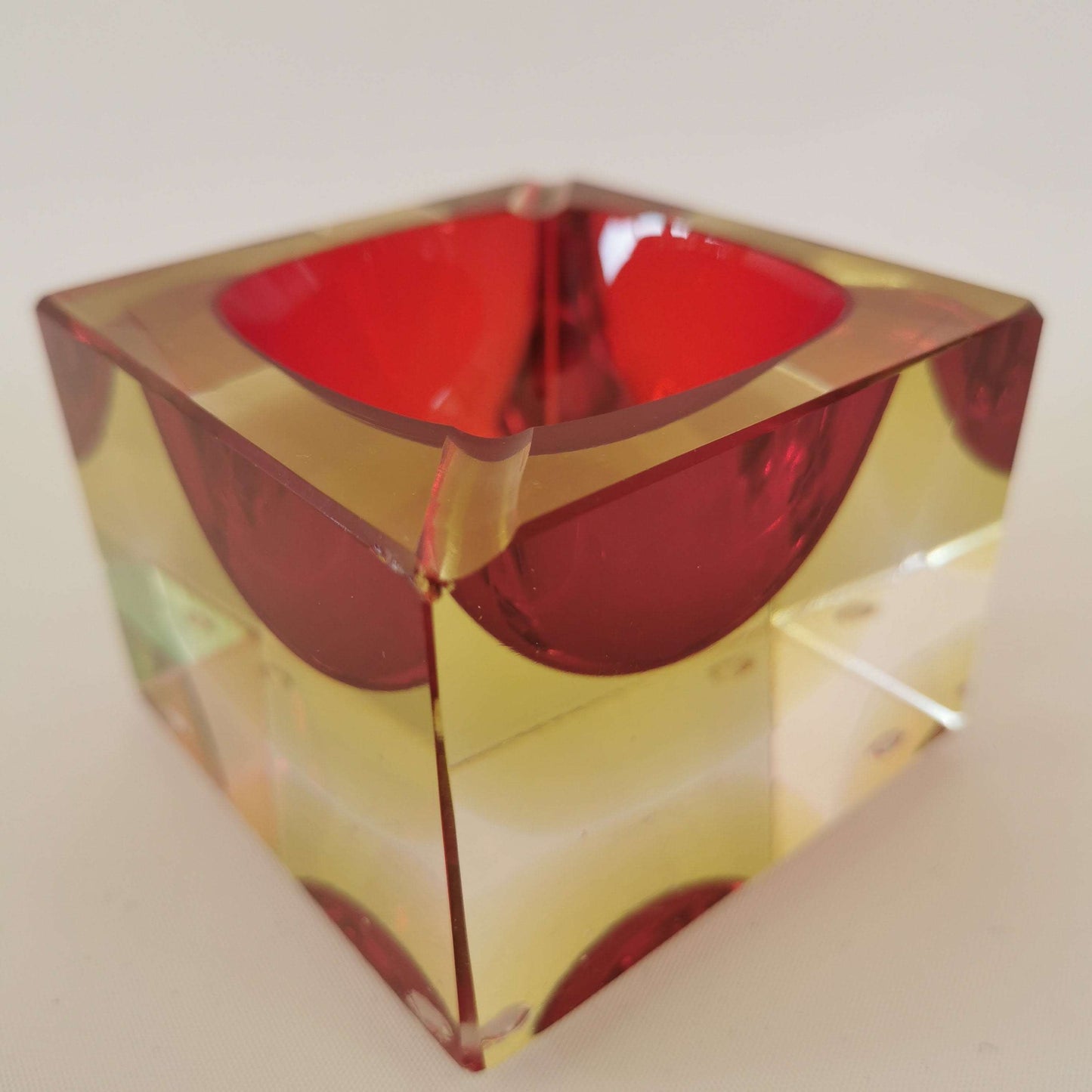 Quadratische Murano Blockschale von Flavio Poli für Seguso um 1960 Dekorative Gefäße Murano Poli