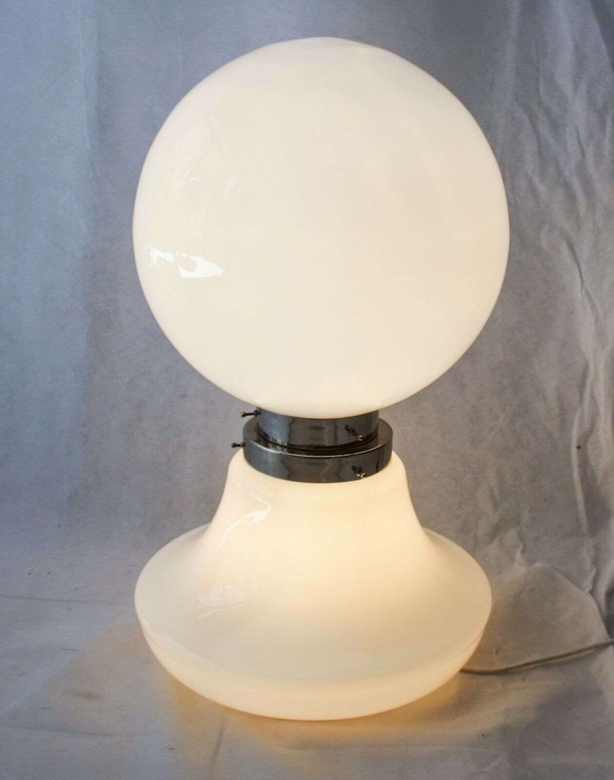 Bodenlampe Design Mazzega um 1970.