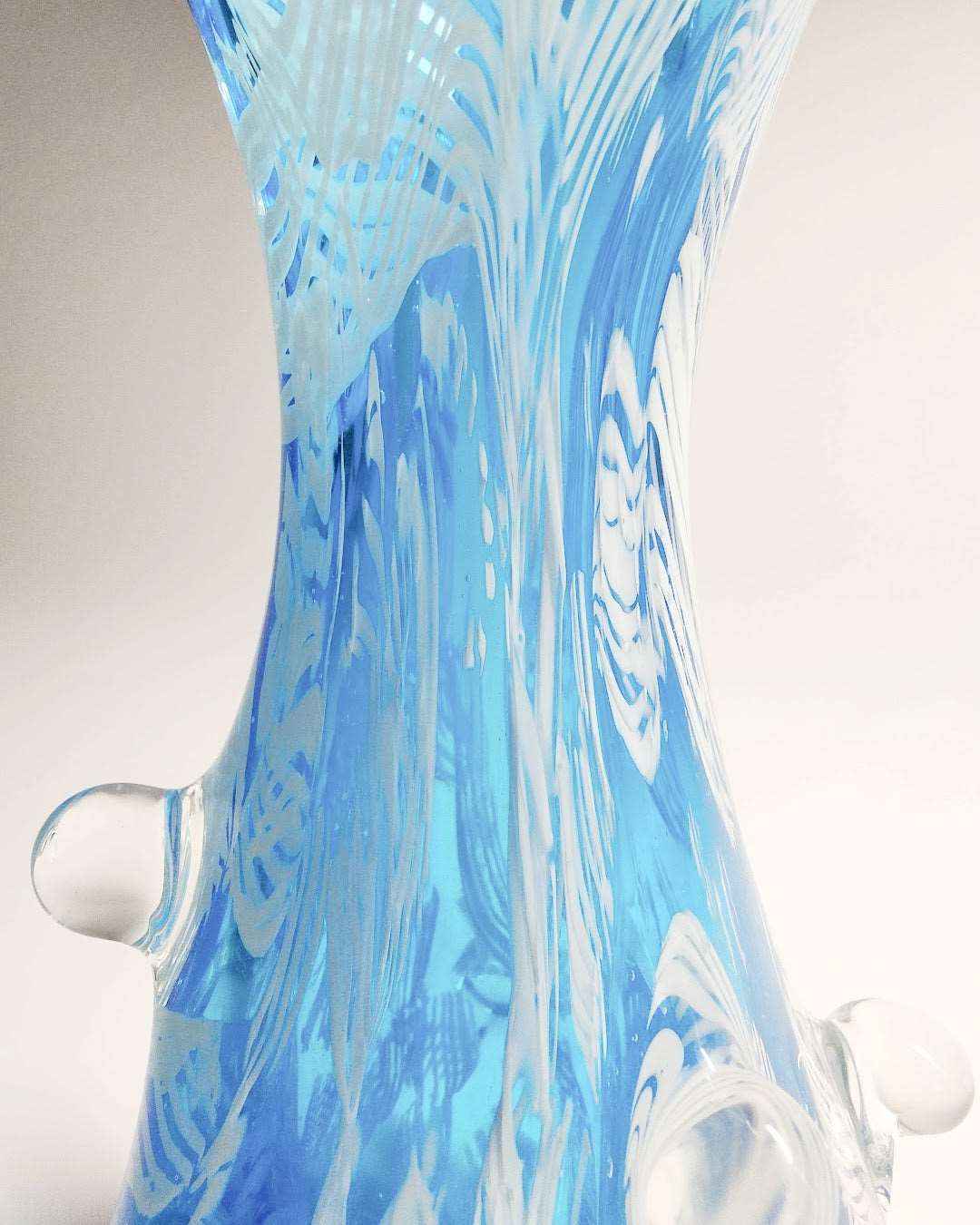 Vase Dino Martens