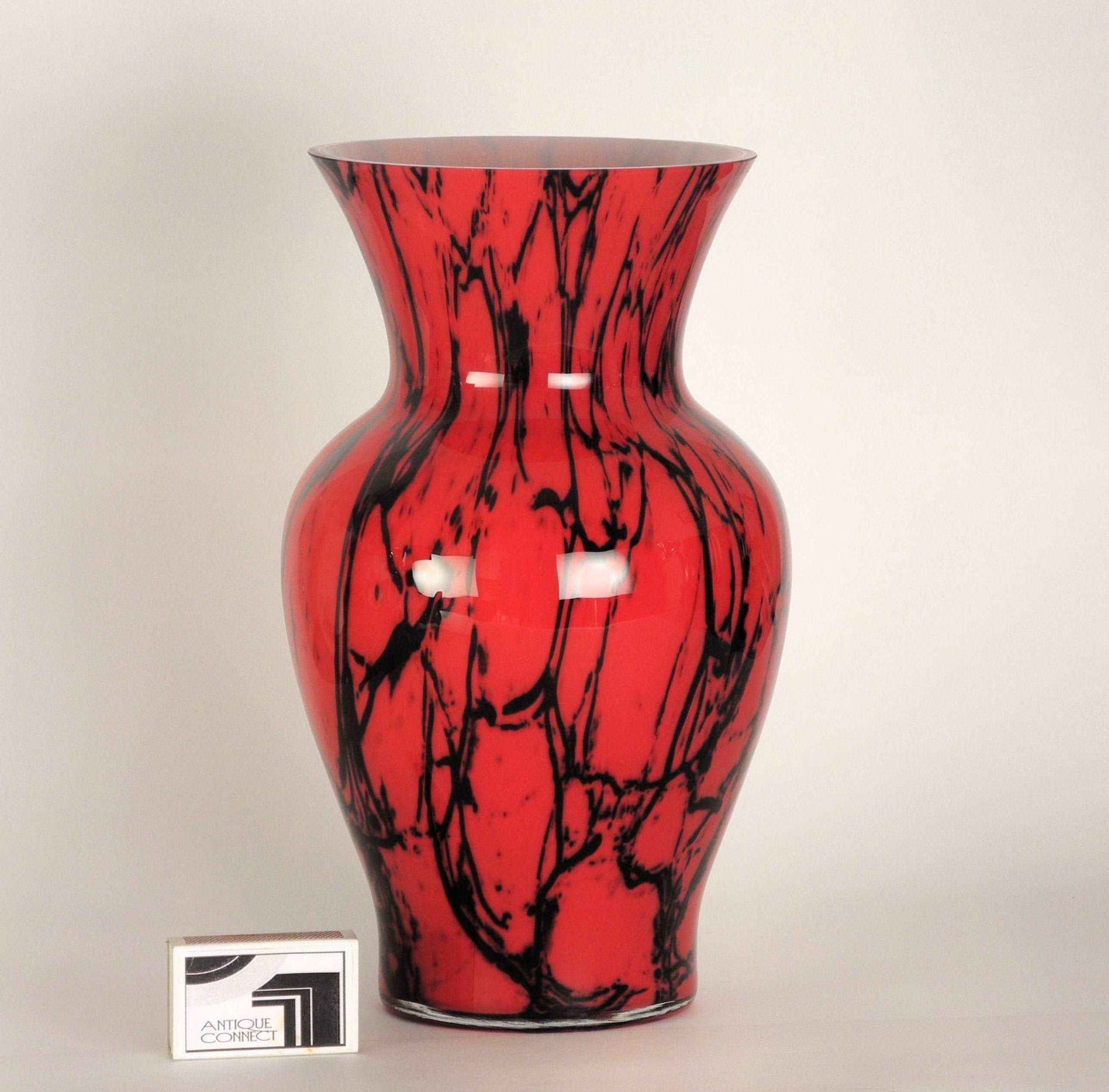 Rote Vase