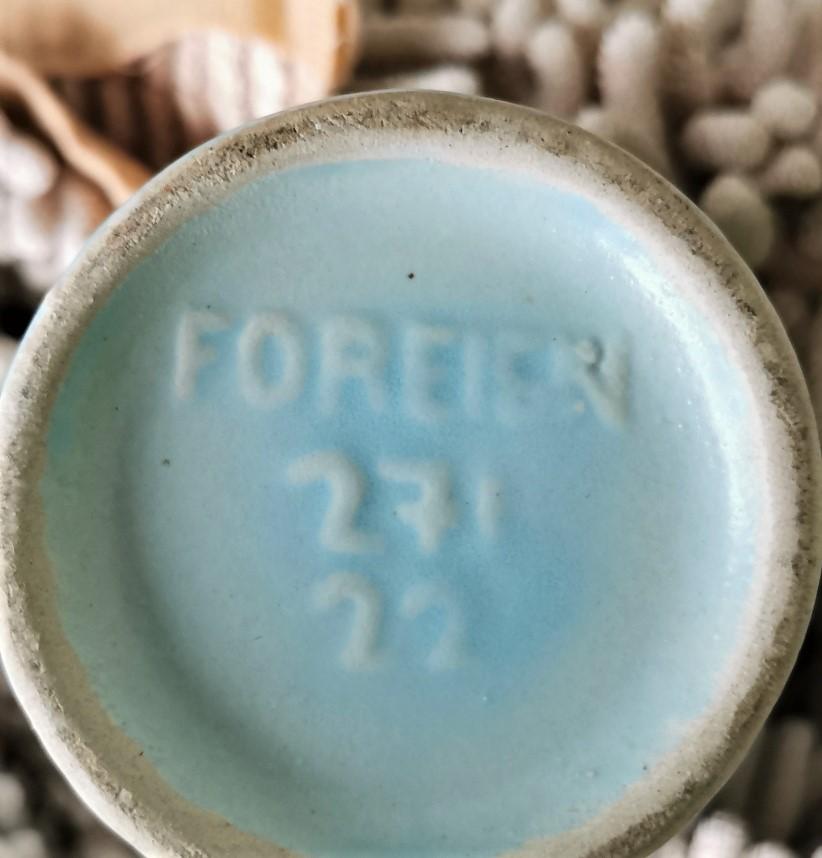 Hellblaue Keramikvase 50er Jahre, signiert Vase 1950s Foreign