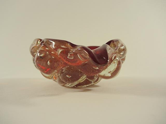 Rotgoldene Glasschale in Form einer Traube, Murano um 1950.