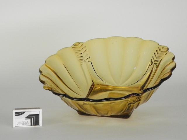 Art Déco Glasschale 1920-40.