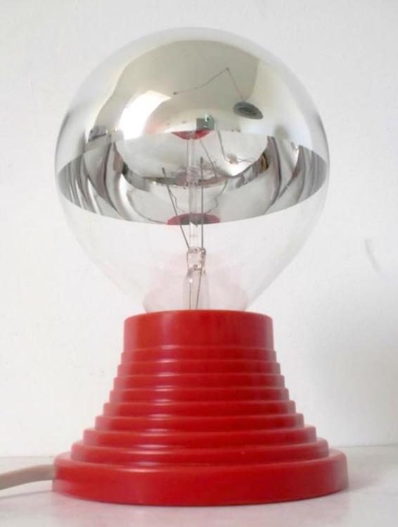 Aro Vintage Design Tischlampe Model 667/01 von Lindner um 1970.