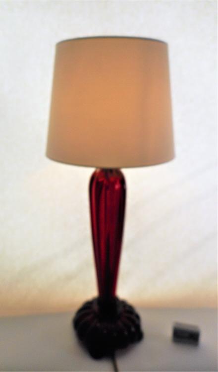 Grosser roter Lampenfuss von Seguso Murano 1950-60 signiert.