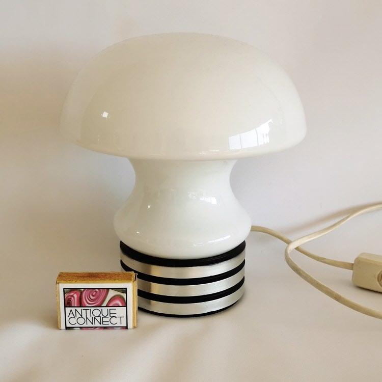 Italienische Design Pilz Tischlampe um 1960-70.