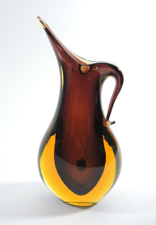 Bernsteinfarbene Sommerso Henkelvase, Murano um 1960