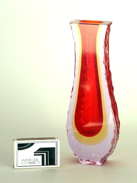 Rote Mandruzzato Blockvase Murano um 1960.