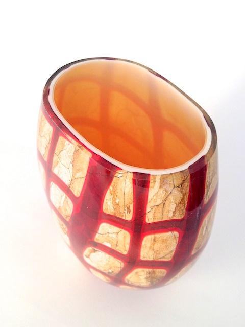 Elegante Vase beige rot.