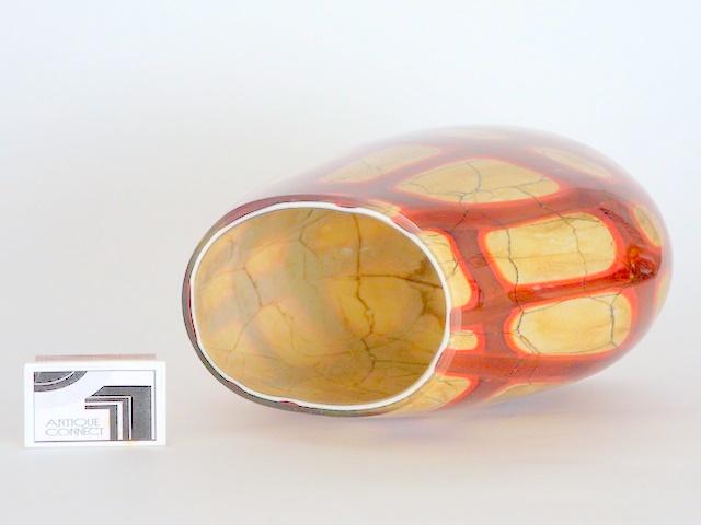 Elegante Vase beige rot.