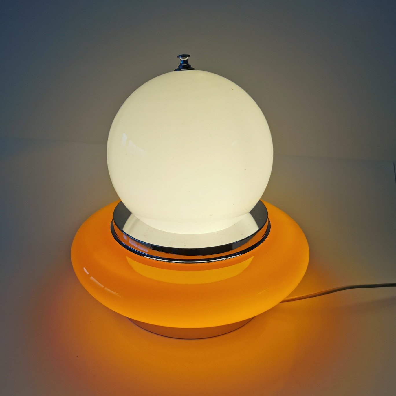 Vintage Tischlampe Mazzega um 1970.