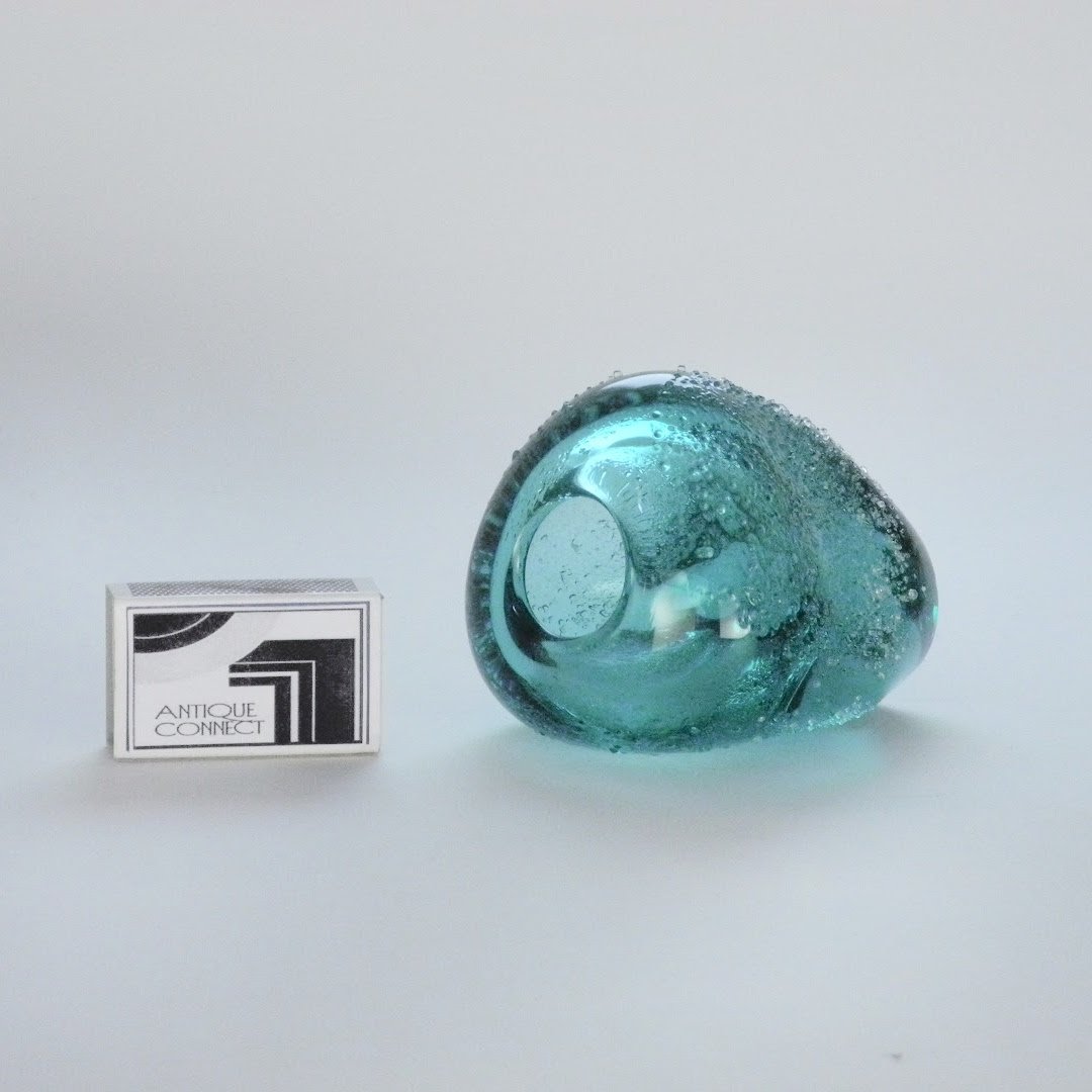 Kleine türkisblaue Bohemia Vase.