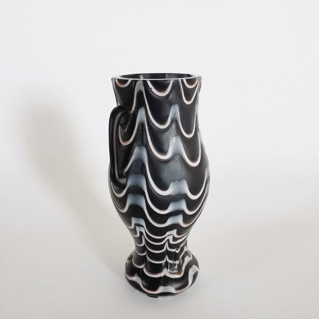 Kleine Vase a Fenicio Fratelli Toso 1900.