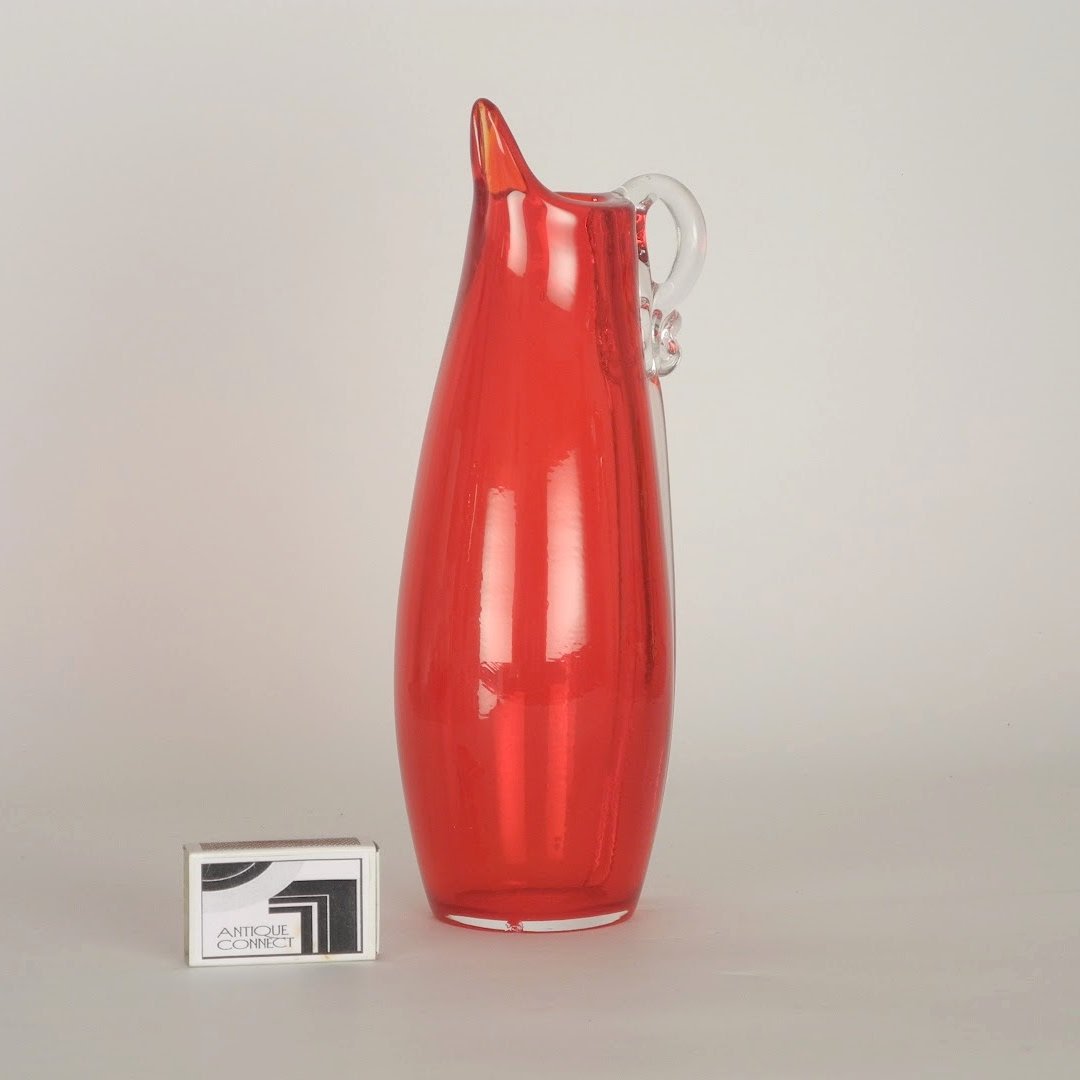 Rote Henkelvase Murano um 1950.