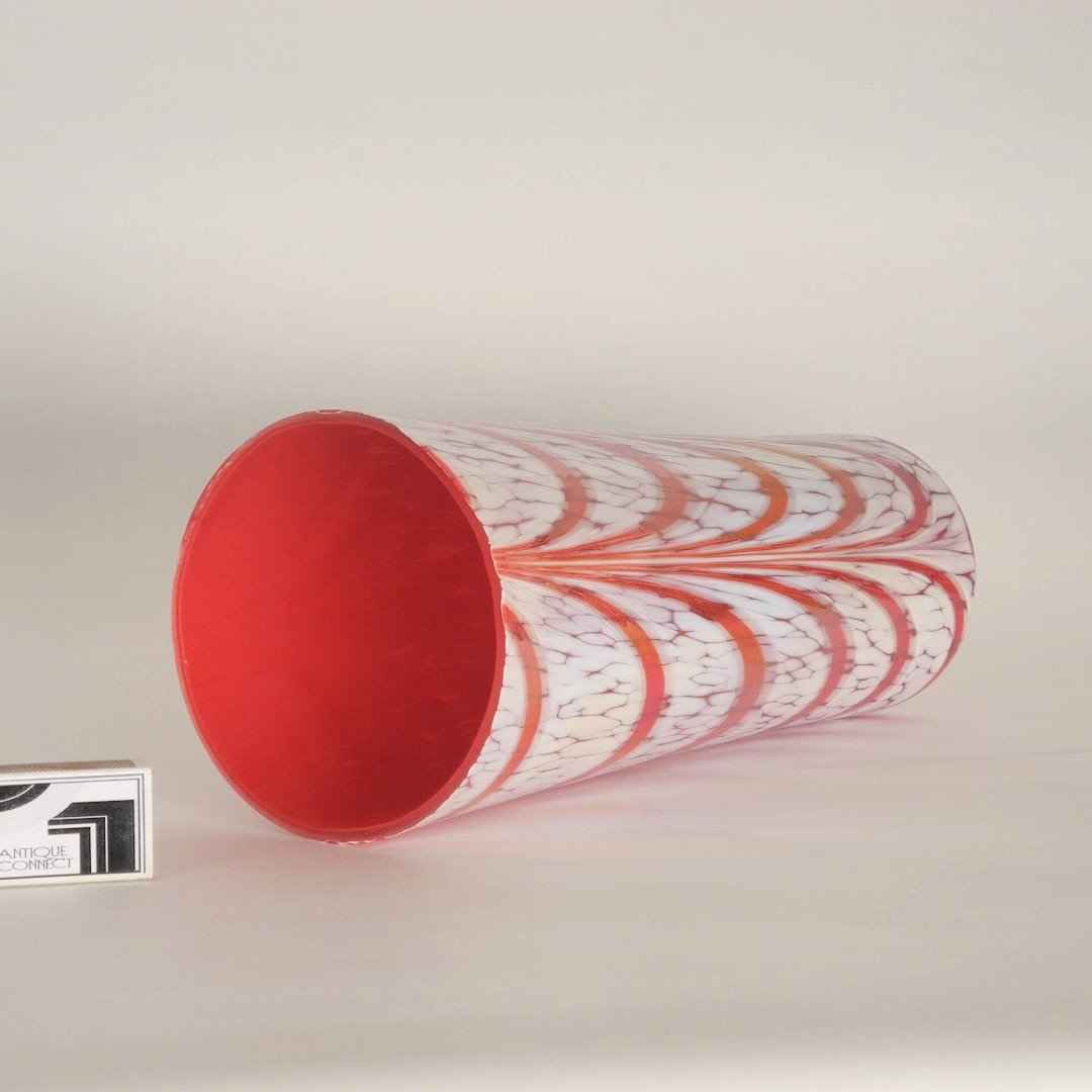 Hohe Vase