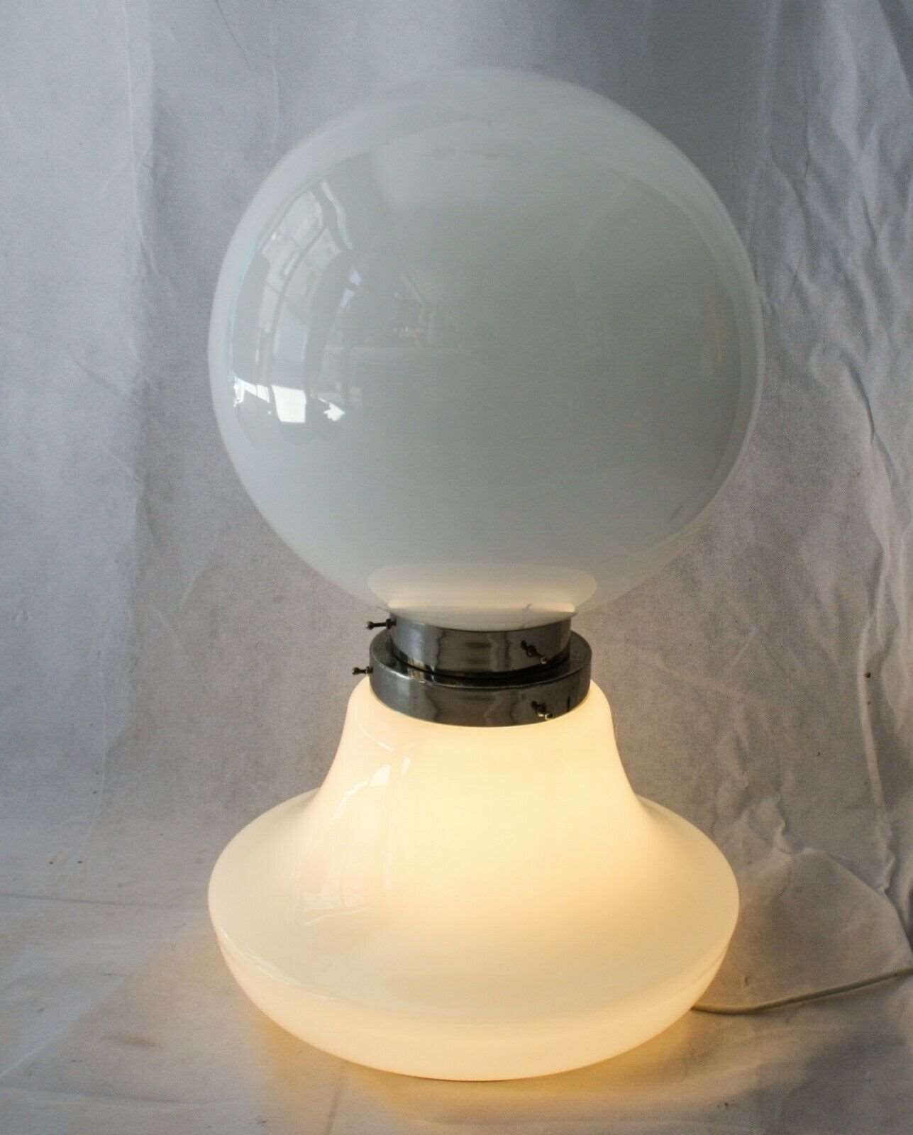 Bodenlampe Design Mazzega um 1970.