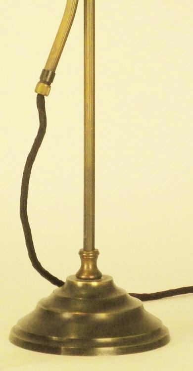 Grosse Jugendstil Tischlampe um 1920.