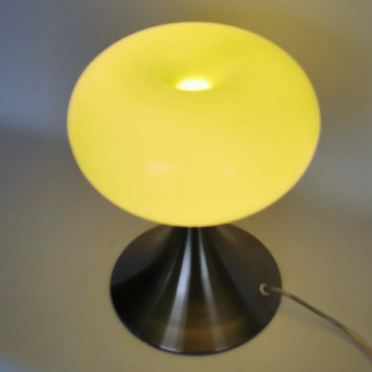Grüne 'Pilz'-Tischlampe um 1970 Lampen vendor-unknown 