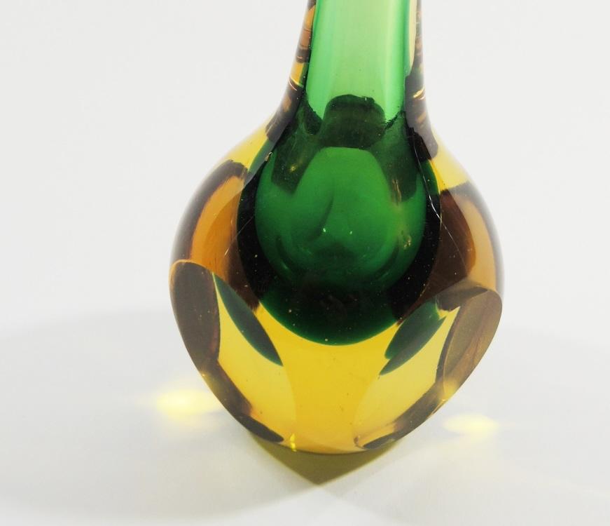 Grün-gelbe Sommerso Flaschenvase, Murano um 1960