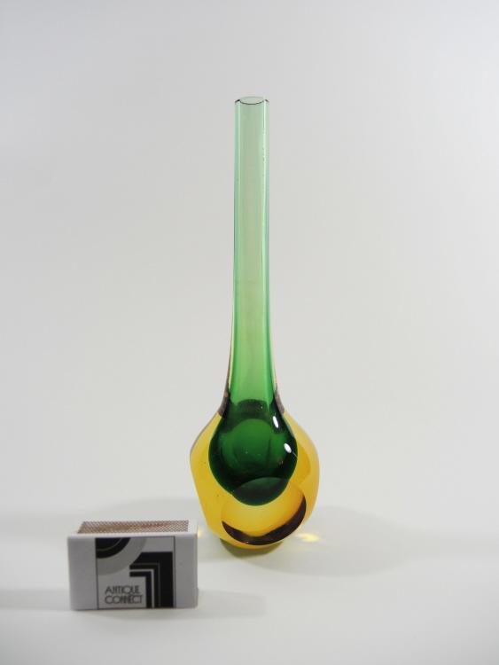 Grün-gelbe Sommerso Flaschenvase, Murano um 1960