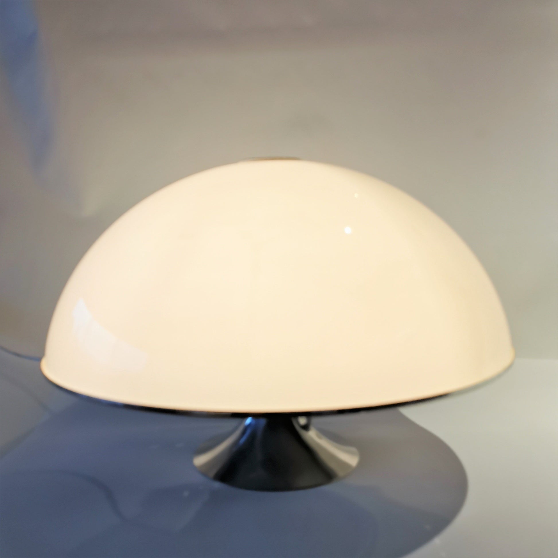 Vintage Design Tischlampe um 1970 Lampen Vintage um 1970 
