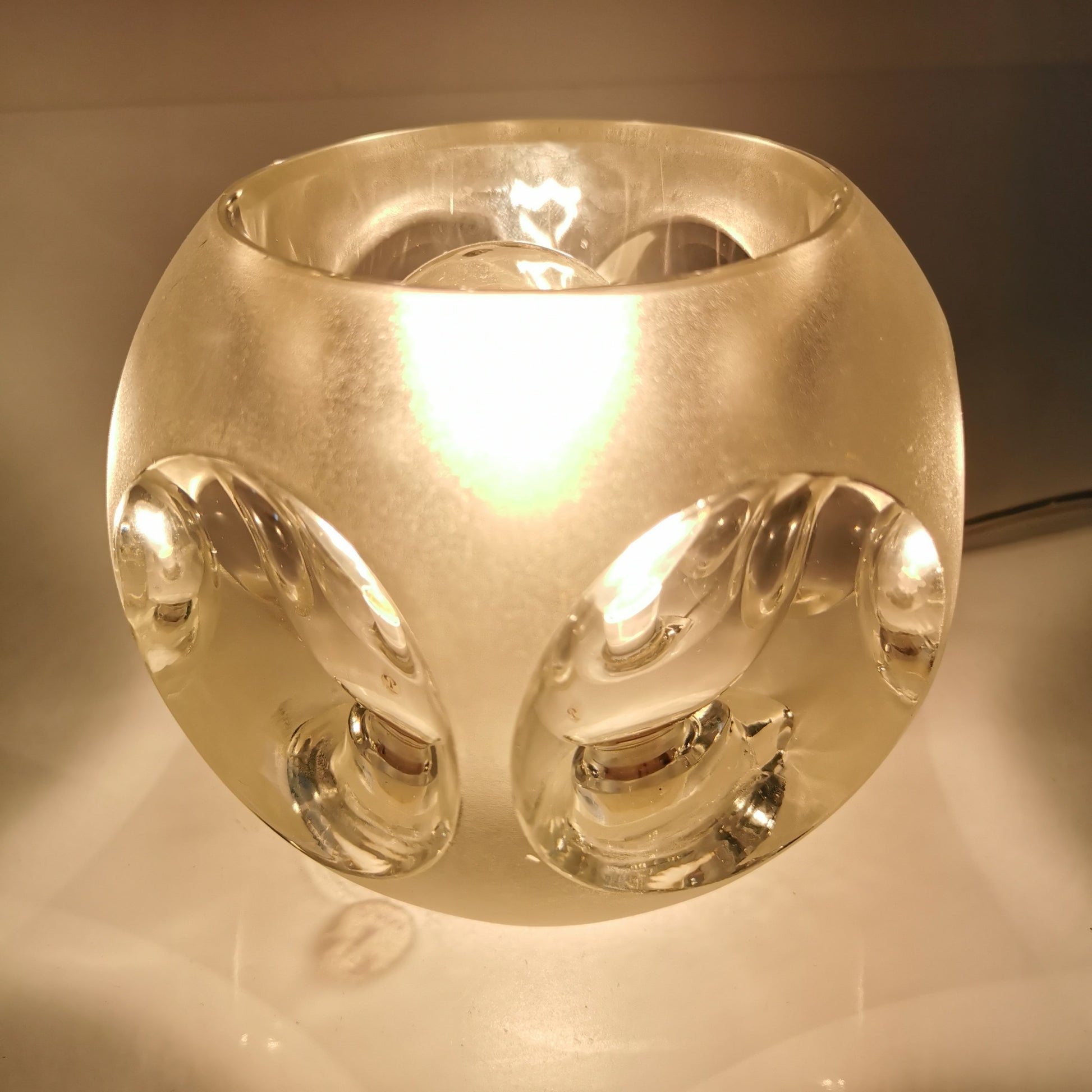 Tischlampe von Peill & Putzler Ice Cube Designklassiker um 1970 Lampen Putzler 